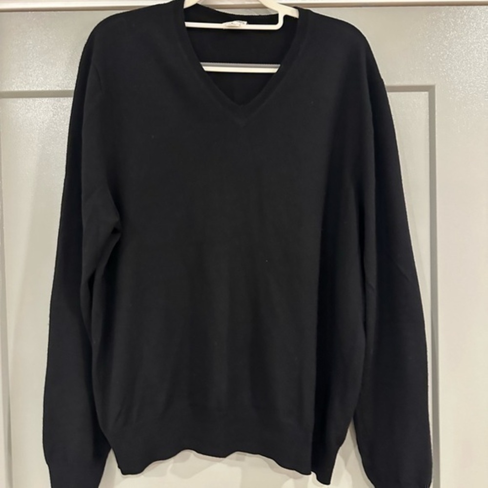 Club Monaco Italian 100% Wool Black Vneck Sweater Top Men Large